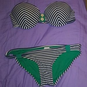 Girls stripe bathing suit